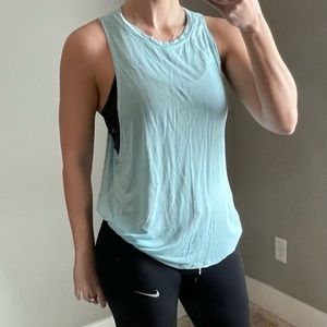 Beyond yoga robins egg blue tank size medium